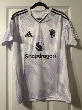 Manchester United Away Jersey, 2025/26, Size L. NWT
